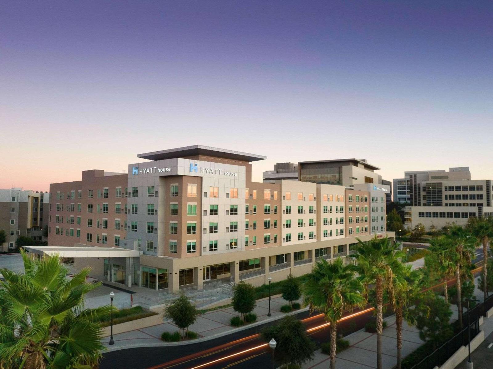 Hyatt House LA - University Medical Center Main image 1